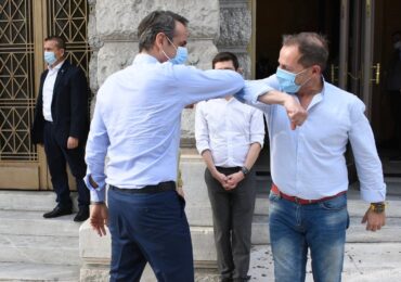 Ο εκλεκτός της «φιλελέ» δεξιάς Λιγνάδης, οι φίλοι του και τα προσφυγόπουλα