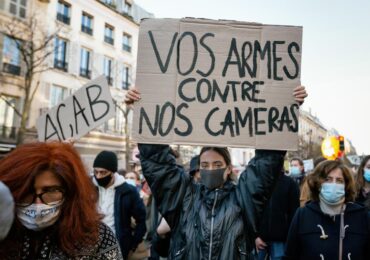 Γαλλία: Ψηφίστηκε ο νόμος “Καθολικής Ασφάλειας”