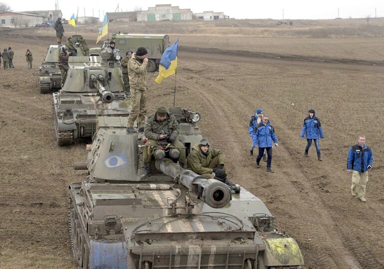 Κάτω τα χέρια από το Ντονμπάς!