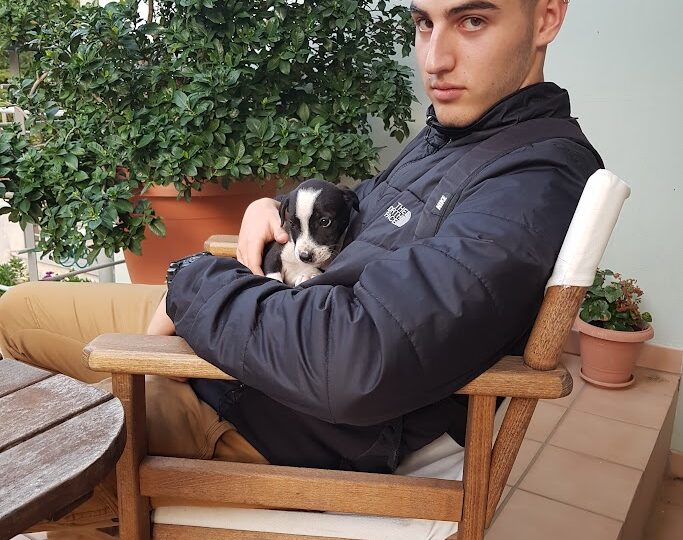 Η απώλεια σε μια Πόλη όπου ο θάνατος καραδοκεί παντού