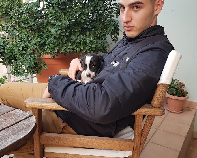 Η απώλεια σε μια Πόλη όπου ο θάνατος καραδοκεί παντού